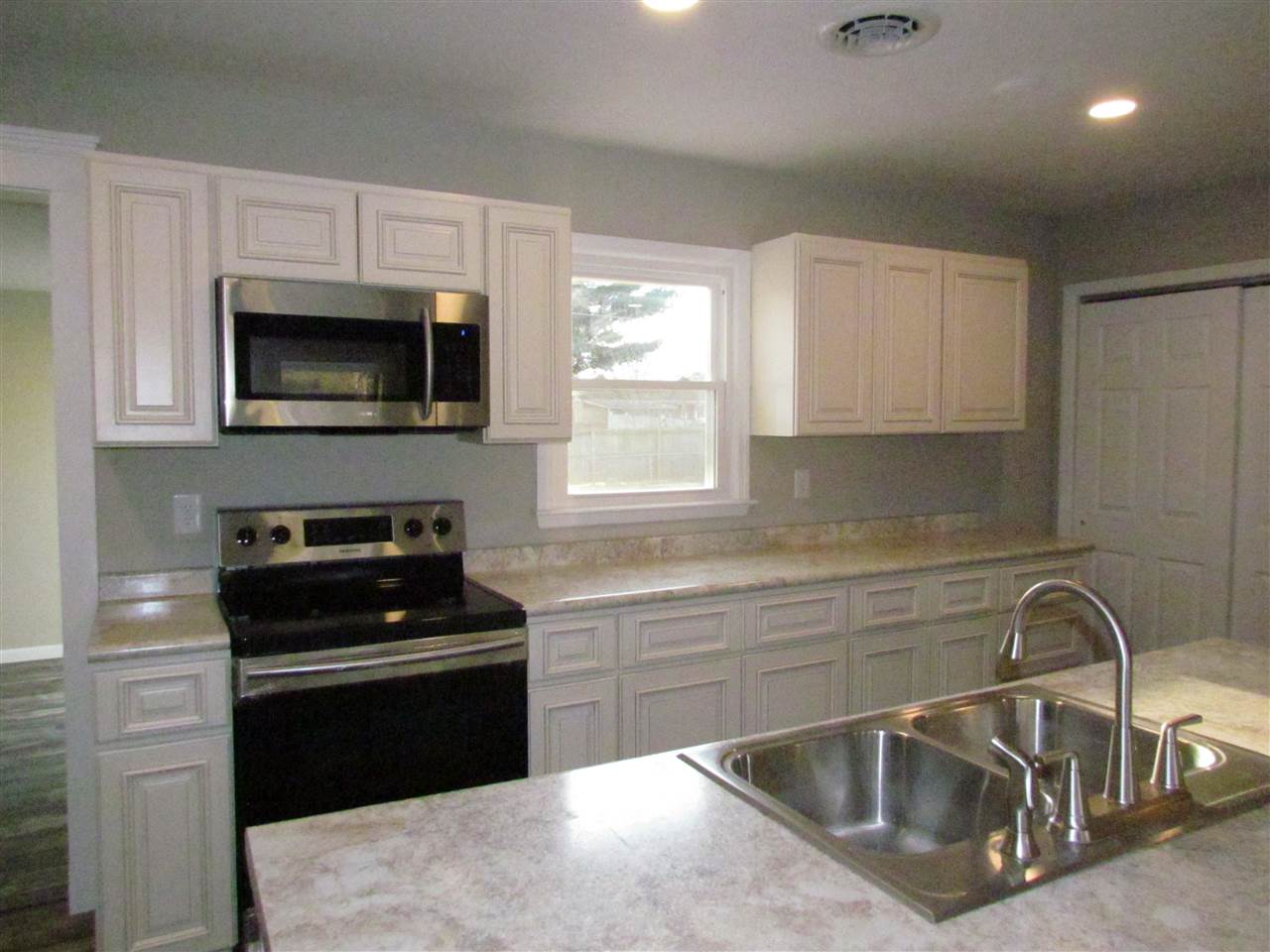 7475 Lilly Square Dayton, VA 22821 - Photo 9 of 30 Gallery Image 9