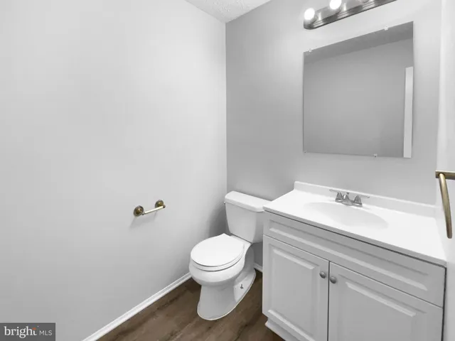 $680,000 | 1 Pembrooke View Court, Gaithersburg, MD 20877