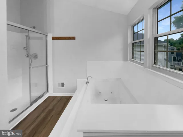 $680,000 | 1 Pembrooke View Court, Gaithersburg, MD 20877