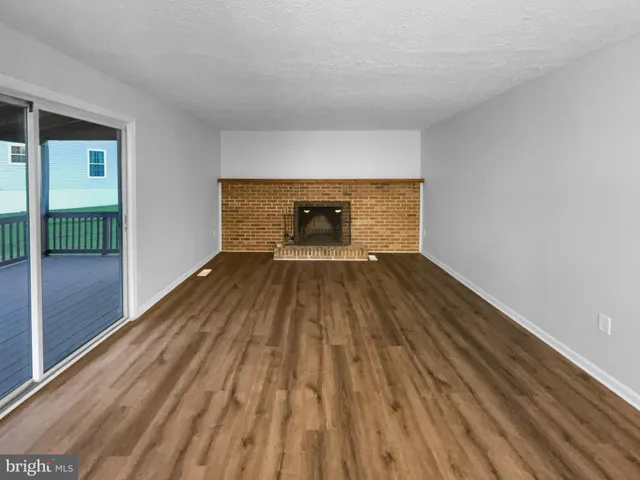 $680,000 | 1 Pembrooke View Court, Gaithersburg, MD 20877