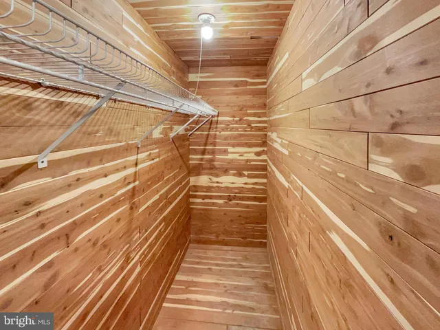 $680,000 | 1 Pembrooke View Court, Gaithersburg, MD 20877