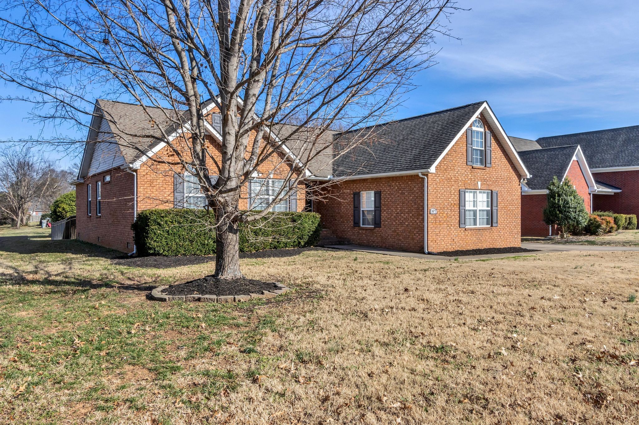 197 Red Jacket Trace Murfreesboro, TN 37127 - Photo 2 of 34