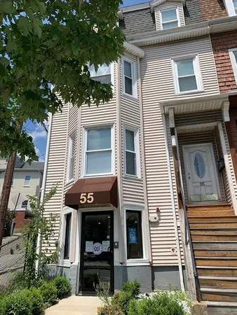 $2,550 | 55 Broadway, Unit 2, Somerville, MA 02145