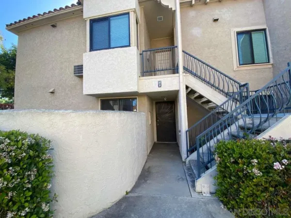 a view of entryway