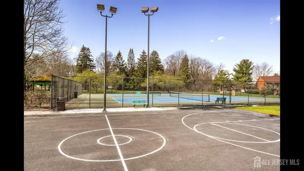 $2,299 | 356 Ridge Road, Unit F03, Dayton, NJ 08810