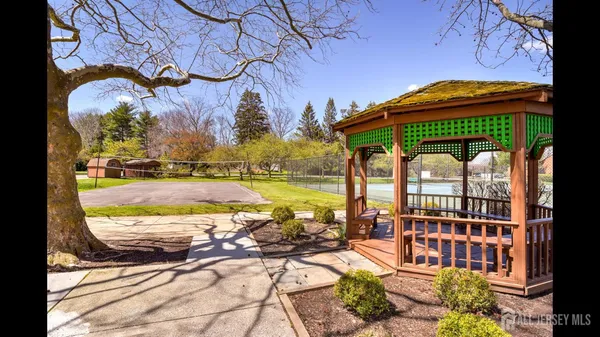 $2,299 | 356 Ridge Road, Unit F03, Dayton, NJ 08810