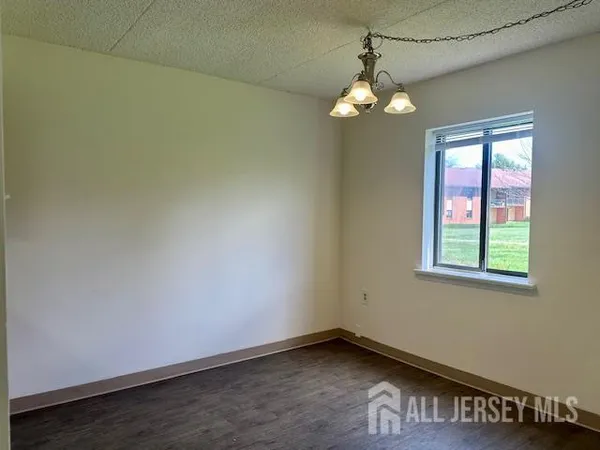 $2,299 | 356 Ridge Road, Unit F03, Dayton, NJ 08810