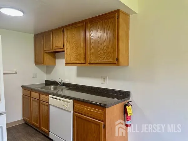 $2,299 | 356 Ridge Road, Unit F03, Dayton, NJ 08810