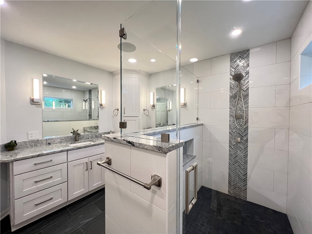 613 Brookstone Bend Webster, NY 14580 - Photo 26 of 45