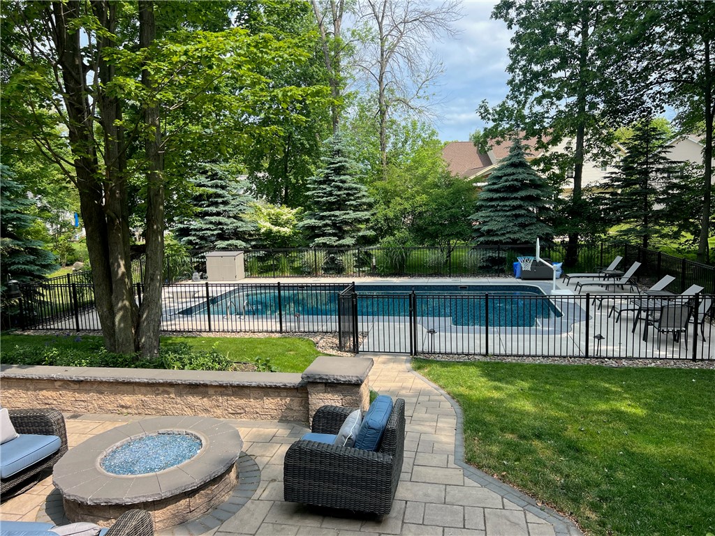 613 Brookstone Bend Webster, NY 14580 - Photo 37 of 45