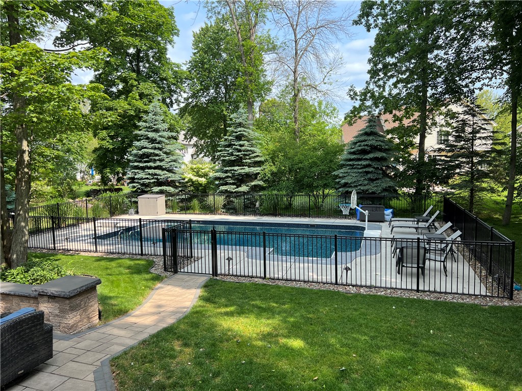 613 Brookstone Bend Webster, NY 14580 - Photo 39 of 45