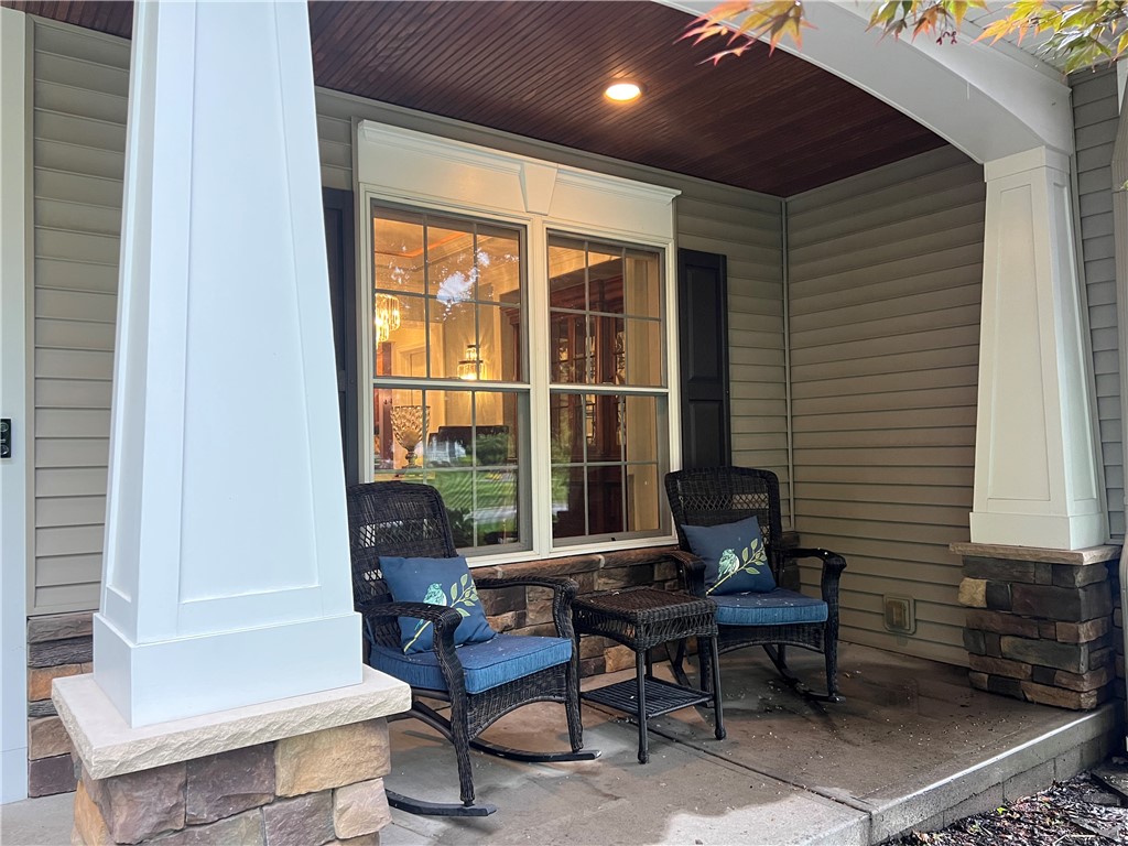 613 Brookstone Bend Webster, NY 14580 - Photo 4 of 45