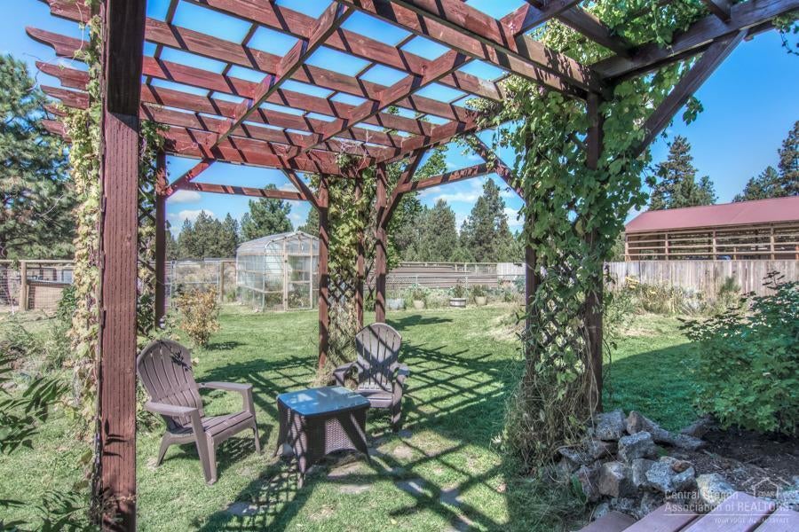 19548 Apache Road Bend, OR 97702 - Photo 21 of 25 Gallery Image 21