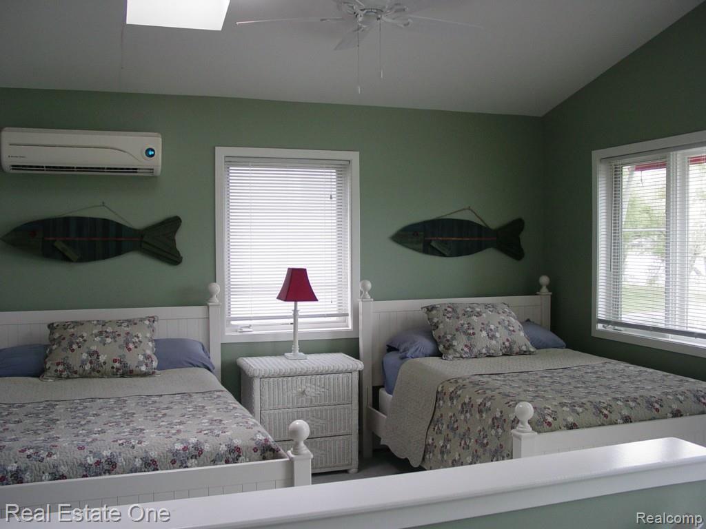 5989 Mabley Hill Road Fenton, MI 48430 - Photo 33 of 37 3RD BEDROOM