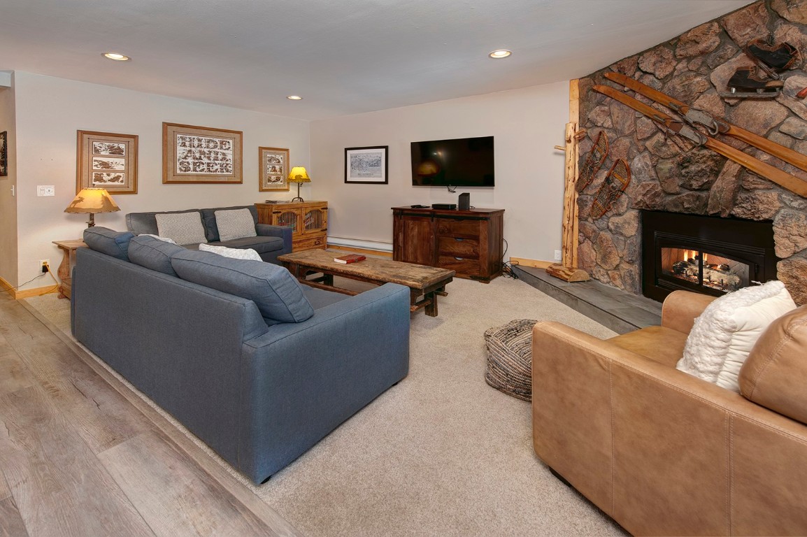 325 Four Oclock Road, Unit B103 Breckenridge, CO 80424 - Photo 8 of 25 Gallery Image 8
