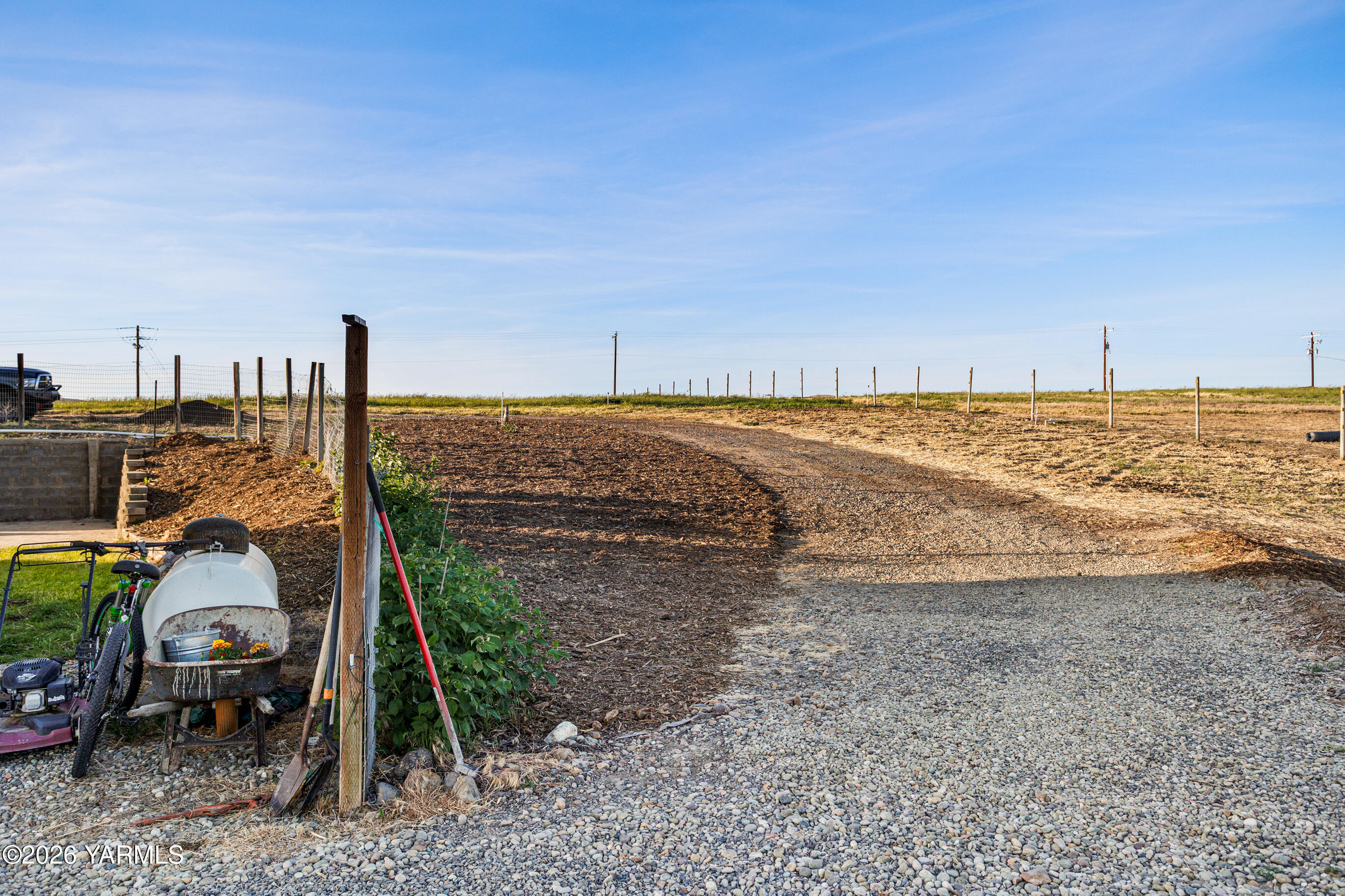 5060 Lombard Loop Road Zillah, WA 98953 - Photo 55 of 65 5060LombardLp_60