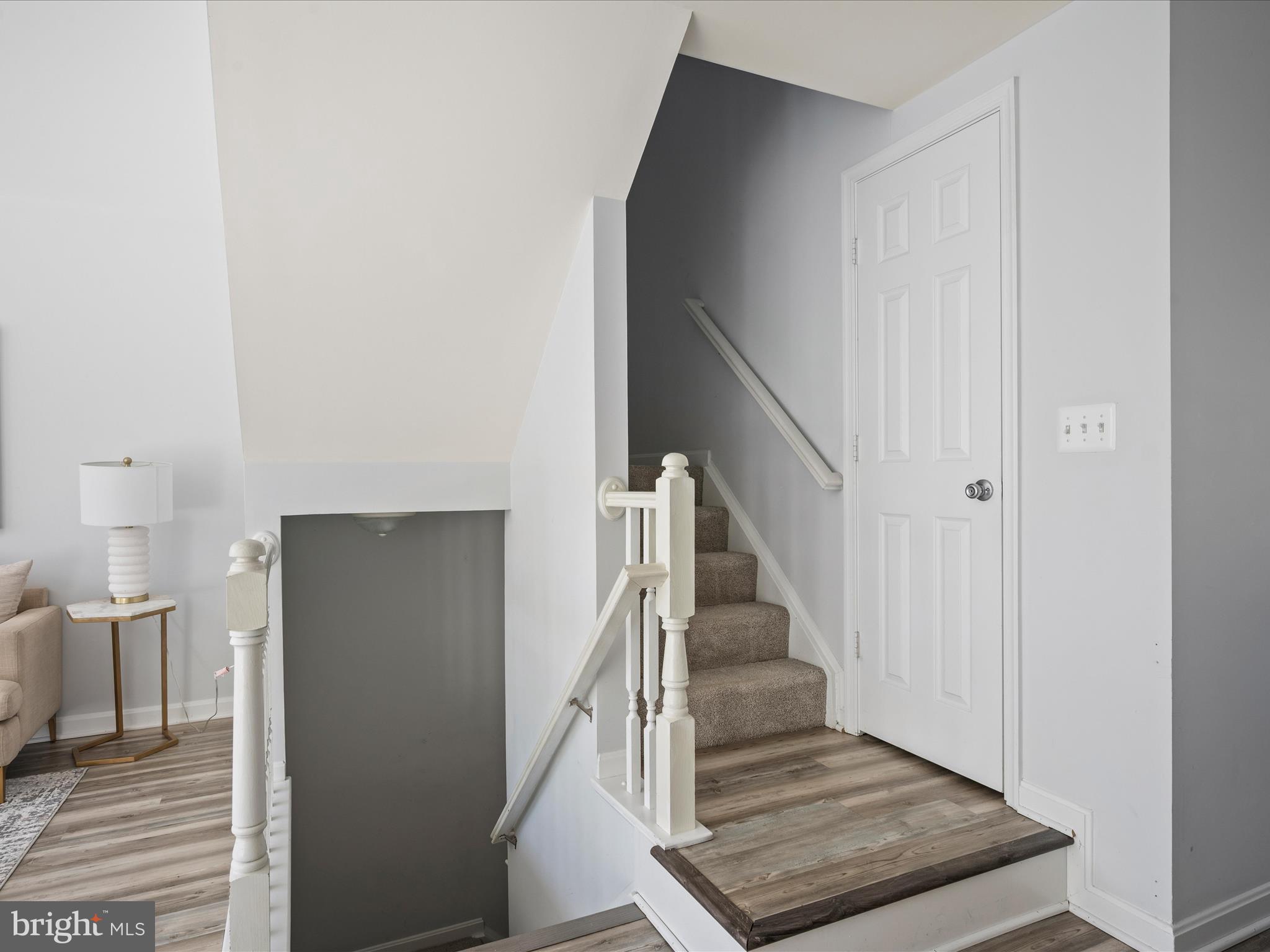 20198 Brookview Square Ashburn, VA 20147 - Photo 16 of 61 Stairs