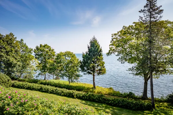 $2,995,000 | 30 Eastward, Rockport, ME 04856