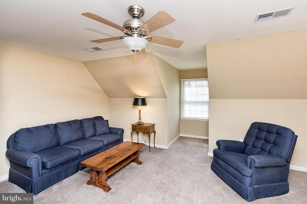 1233 Singerly Road Elkton, MD 21921 - Photo 9 of 30 Living Room