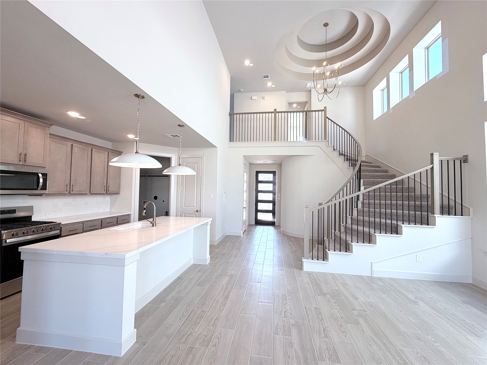 31174 Riley Hts Drive Fulshear, TX 77441 - Photo 4 of 38 Kitchen opens living room