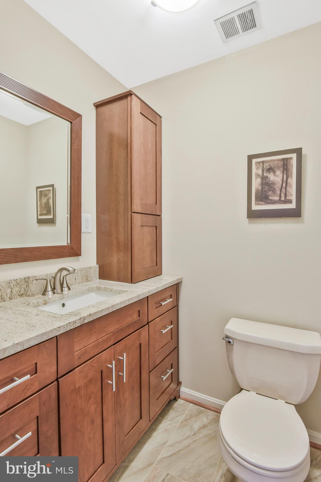 8706 Clydesdale Road Springfield, VA 22151 - Photo 5 of 33
