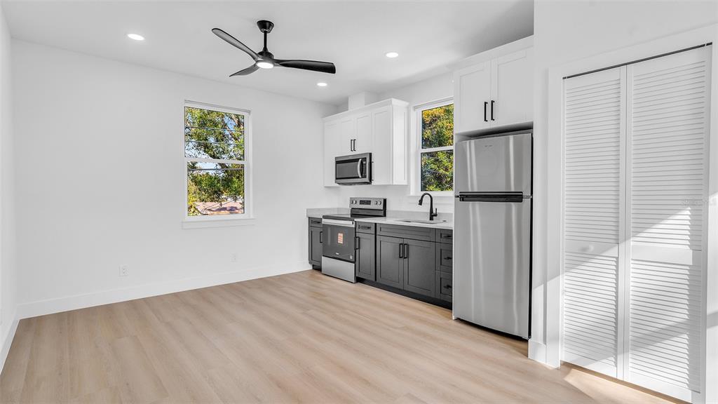 2701 35th Avenue North St. Petersburg, FL 33713 - Photo 29 of 38