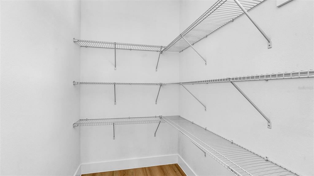 2701 35th Avenue North St. Petersburg, FL 33713 - Photo 10 of 38