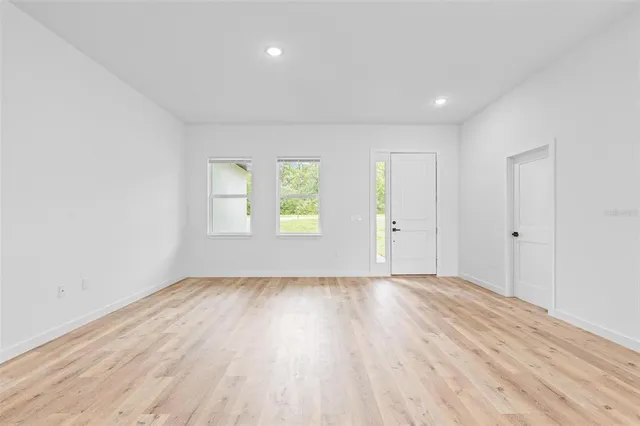 $1,900 | 9230 North Citrus Springs Boulevard, Citrus Springs, FL 34433