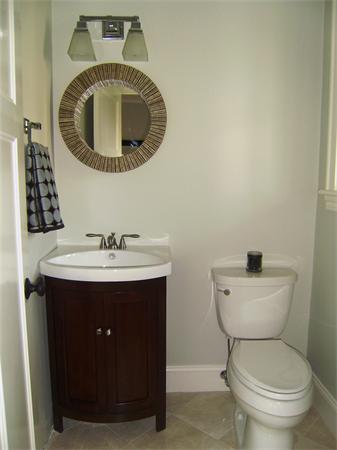 42 Clovelly Road Wellesley, MA 02481 - Photo 13 of 25 Gallery Image 13