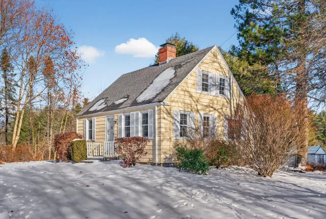 $599,000 | 193 Main Street, Cumberland, ME 04021