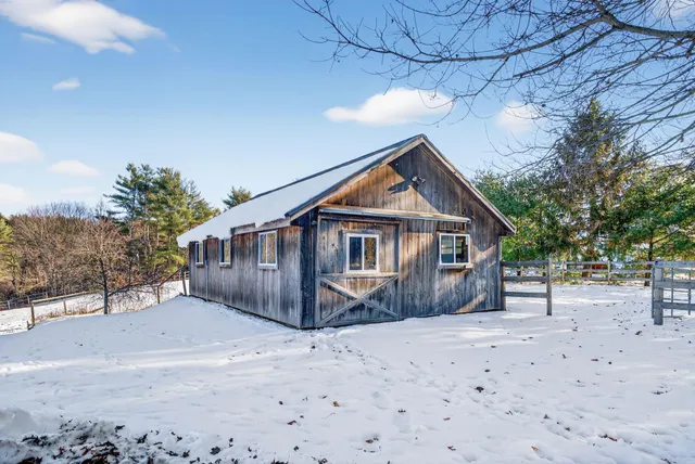 $599,000 | 193 Main Street, Cumberland, ME 04021