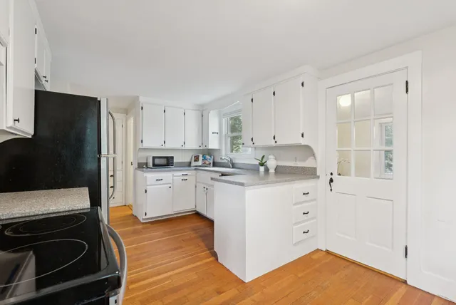 $599,000 | 193 Main Street, Cumberland, ME 04021