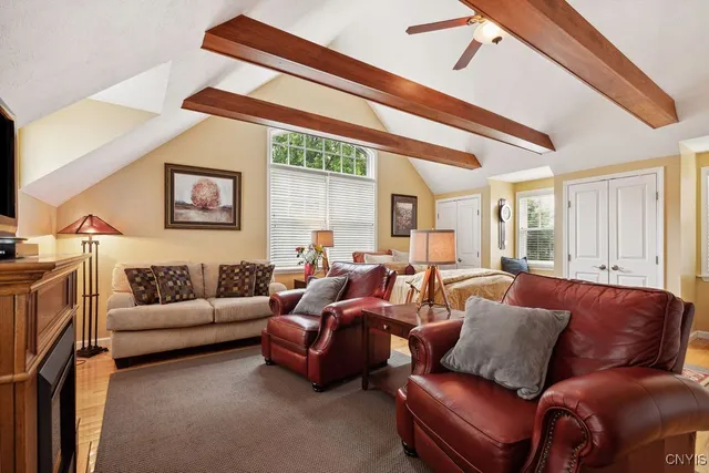 $1,800 | 39 Jordan Street, Unit B, Skaneateles, NY 13152