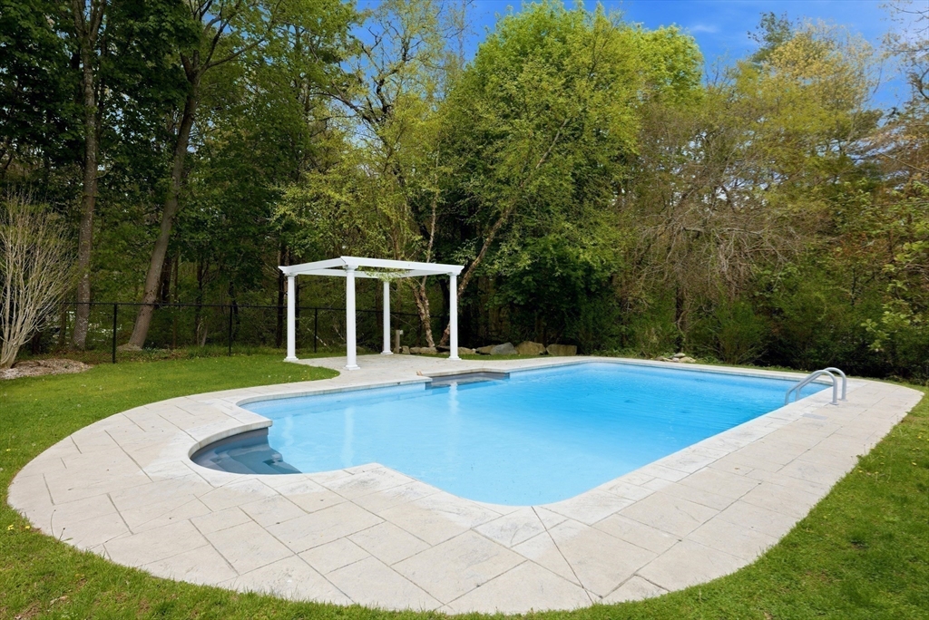 7 Shadow Farm Lane Rochester, MA 02770 - Photo 31 of 41