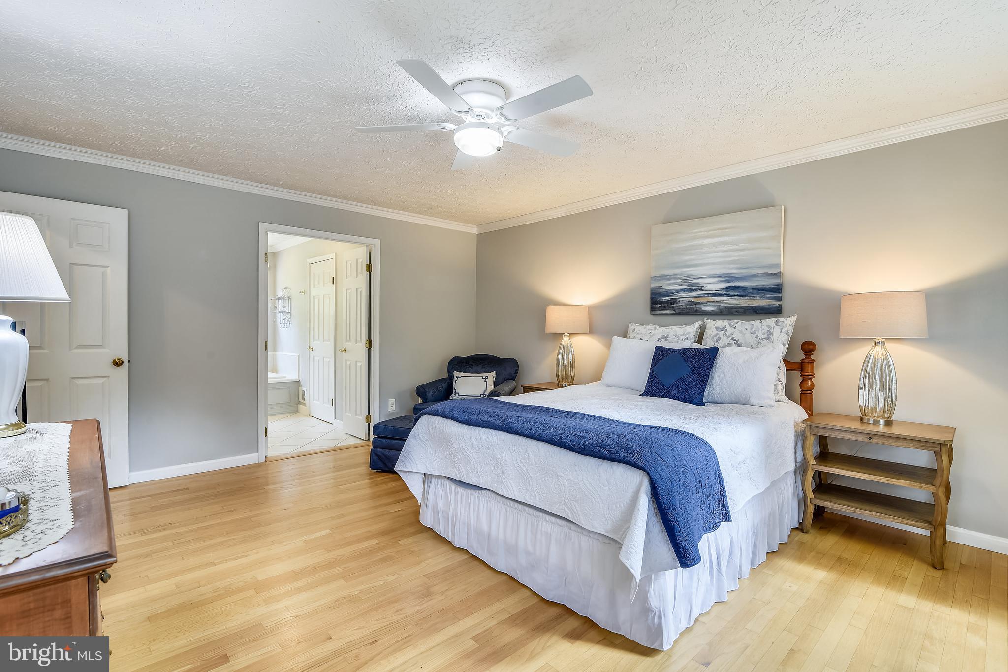 11628 Quail Ridge Court Reston, VA 20194 - Photo 13 of 30 Owner's Suite
