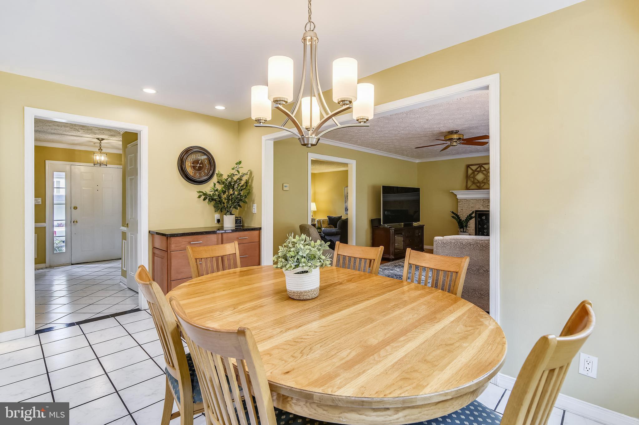 11628 Quail Ridge Court Reston, VA 20194 - Photo 10 of 30 Eat-in Kitchen
