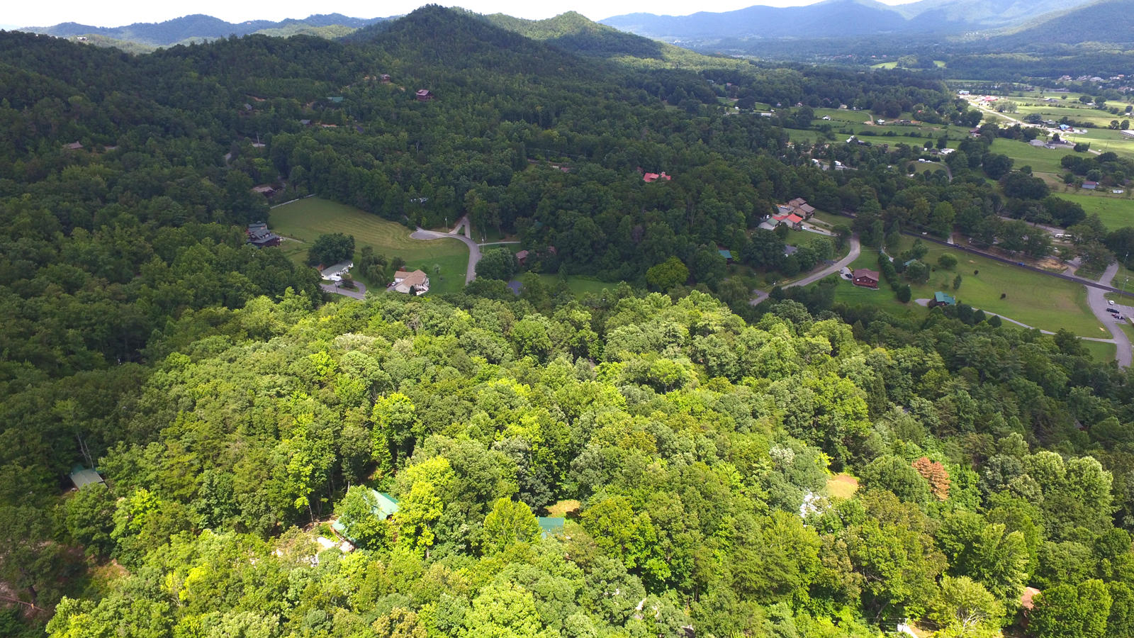 4111 Hillcrest Road Sevierville, TN 37862 - Photo 2 of 32 4111 Hillcrest Rd Sevierville TN 37862 (