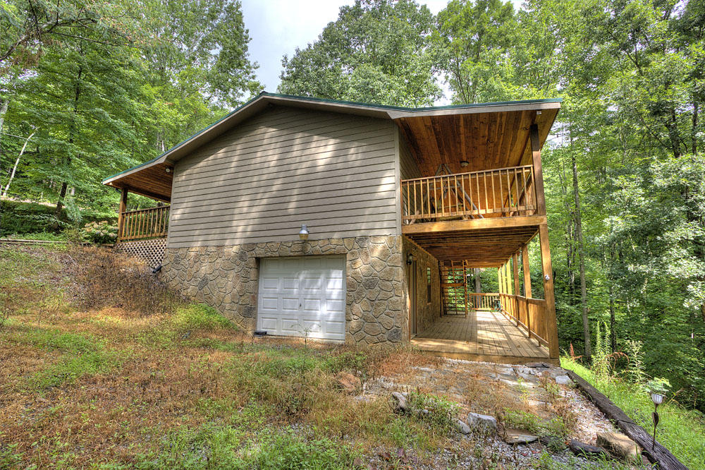 4111 Hillcrest Road Sevierville, TN 37862 - Photo 23 of 32 4111 Hillcrest Rd Sevierville, TN 37862-