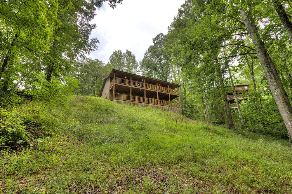 4111 Hillcrest Road Sevierville, TN 37862 - Photo 30 of 32 4111 Hillcrest Rd Sevierville, TN 37862-