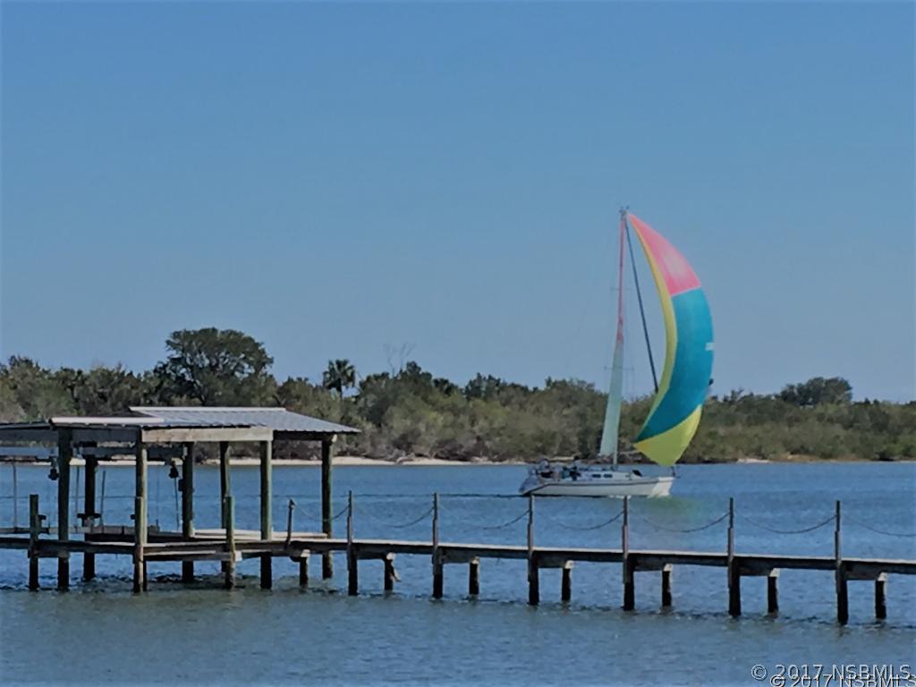 1109 South Riverside Drive Edgewater, FL 32132 - Photo 6 of 24 Gallery Image 6