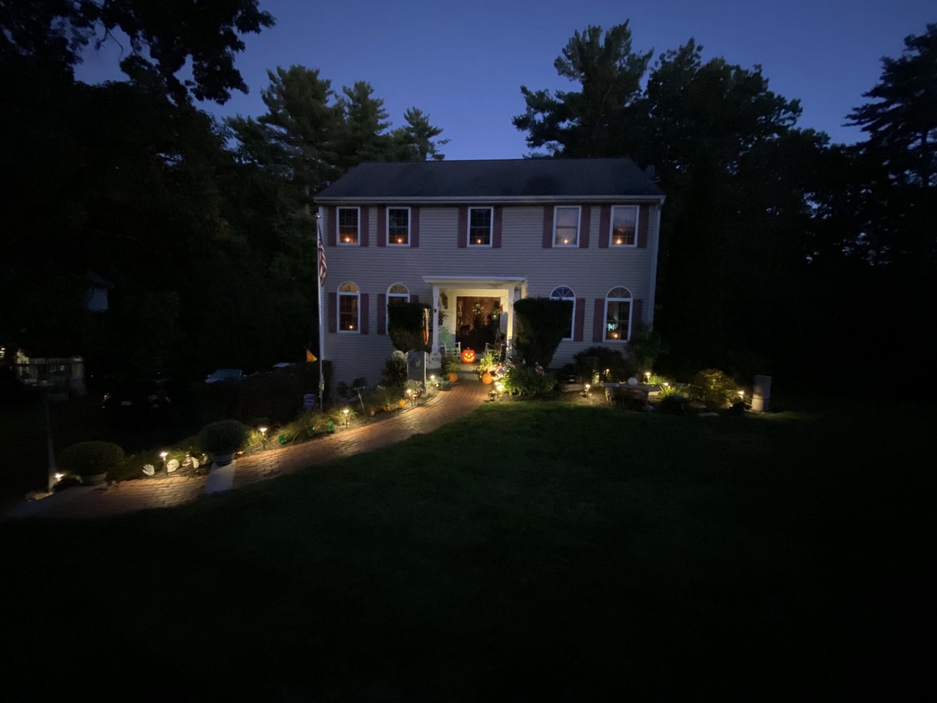 34 Trent Road Hooksett, NH 03106 - Photo 2 of 38