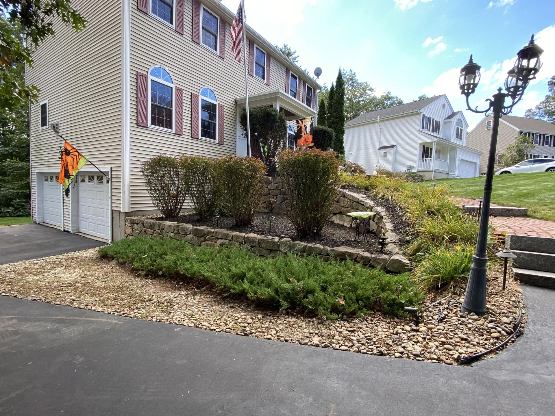 34 Trent Road Hooksett, NH 03106 - Photo 4 of 38