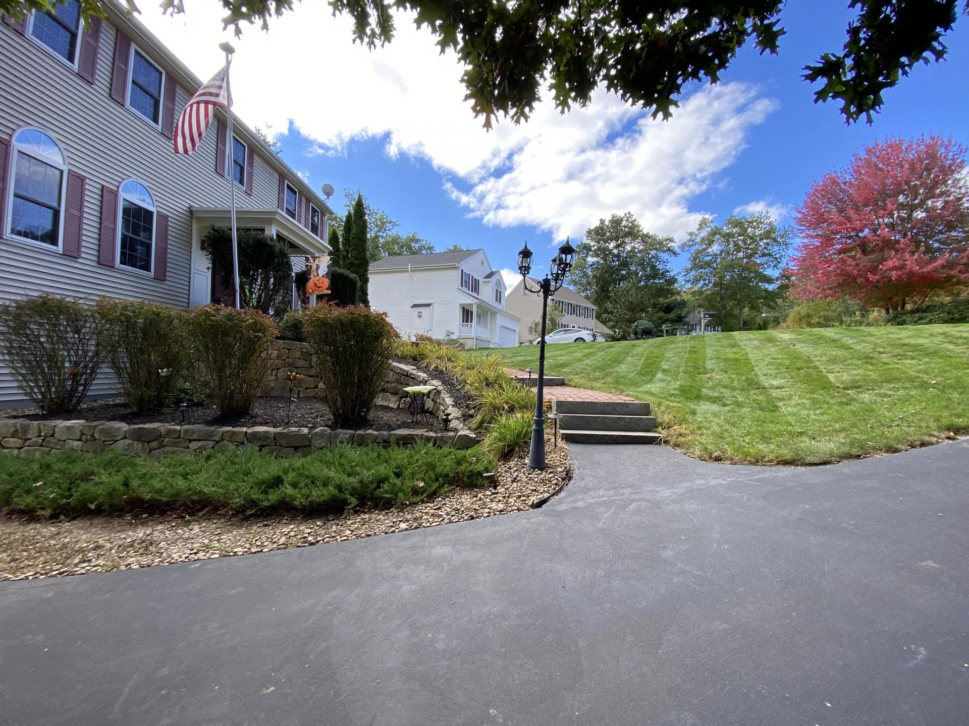 34 Trent Road Hooksett, NH 03106 - Photo 6 of 38