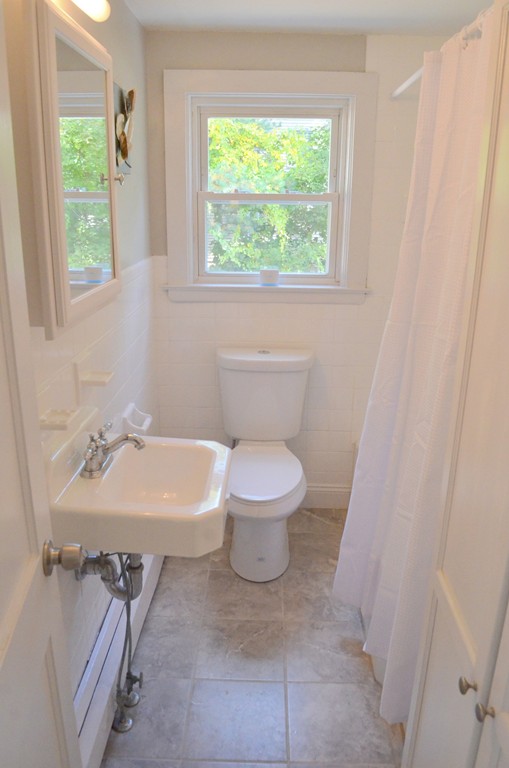116 Center Street Raynham, MA 02767 - Photo 17 of 30 Gallery Image 17