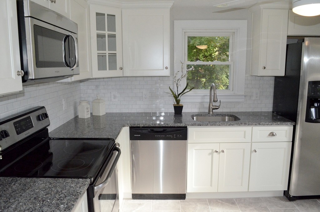 116 Center Street Raynham, MA 02767 - Photo 21 of 30 Gallery Image 21