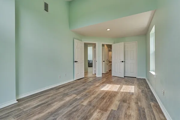 $2,400 | 2109 Gunwale Circle, Willis, TX 77318