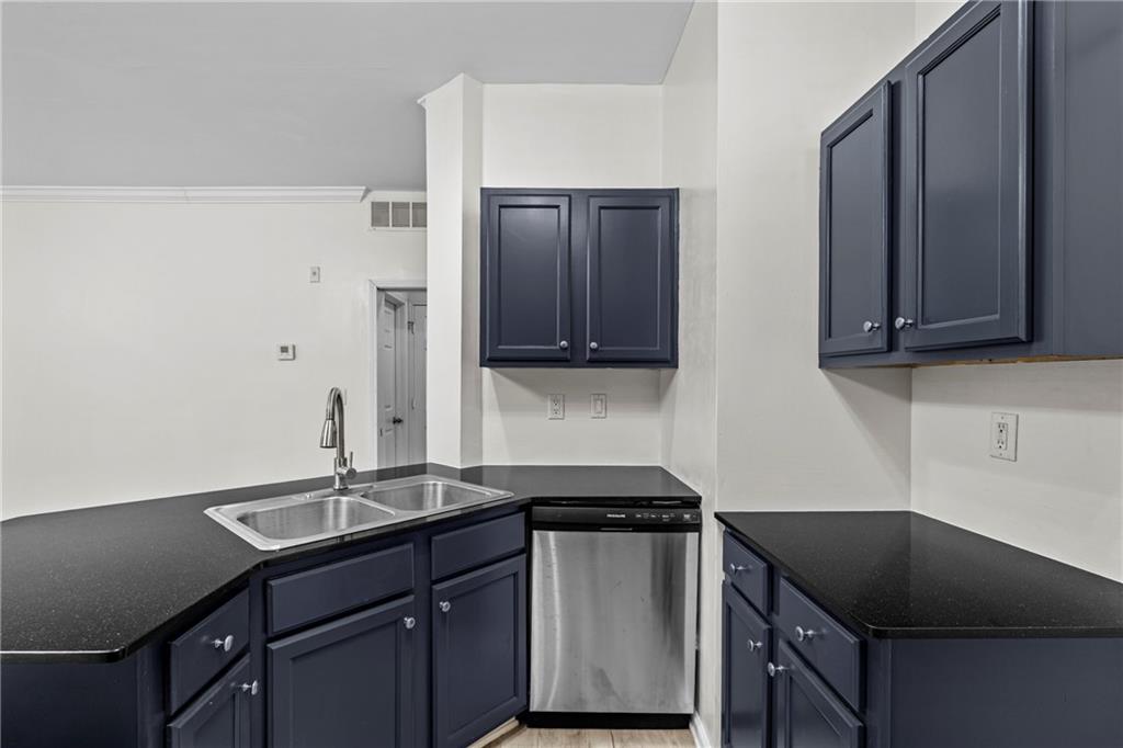 5641 Roswell Road, Unit 103 Atlanta, GA 30342 - Photo 10 of 25