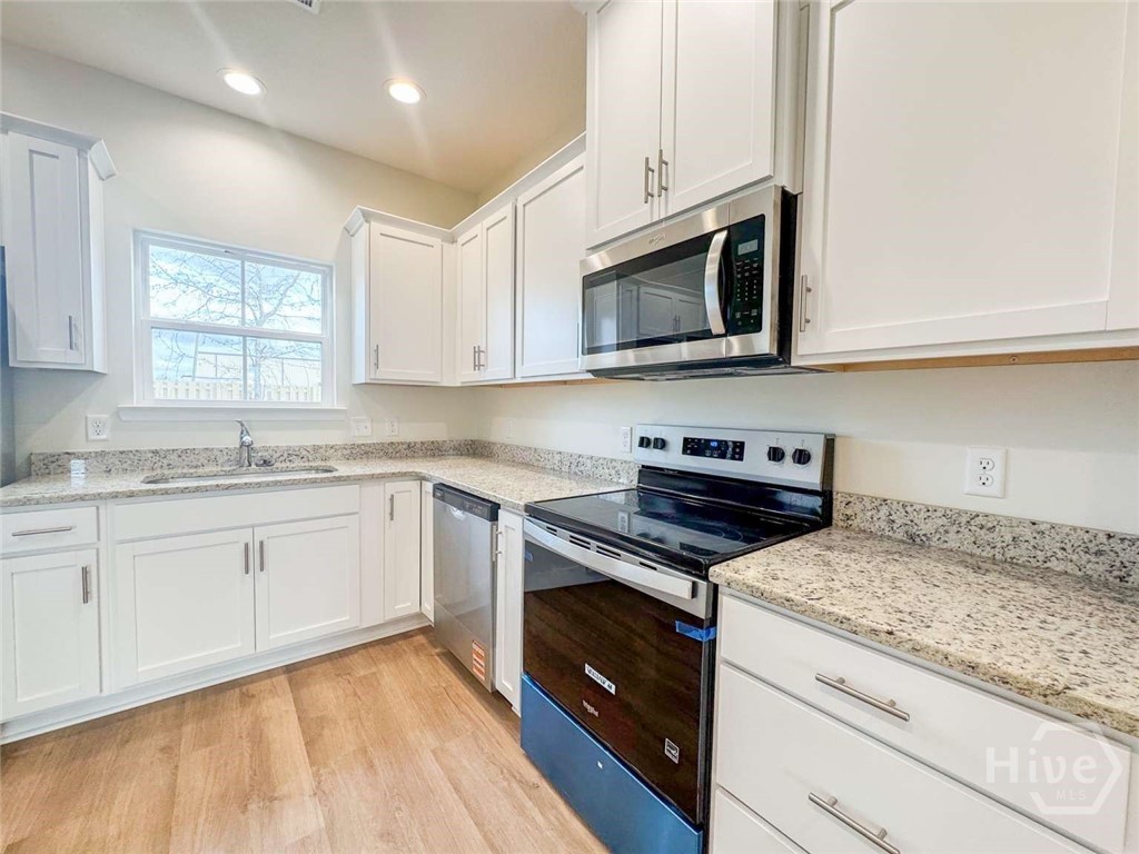 64 Boundary Hall Way Hinesville, GA 31313 - Photo 6 of 17