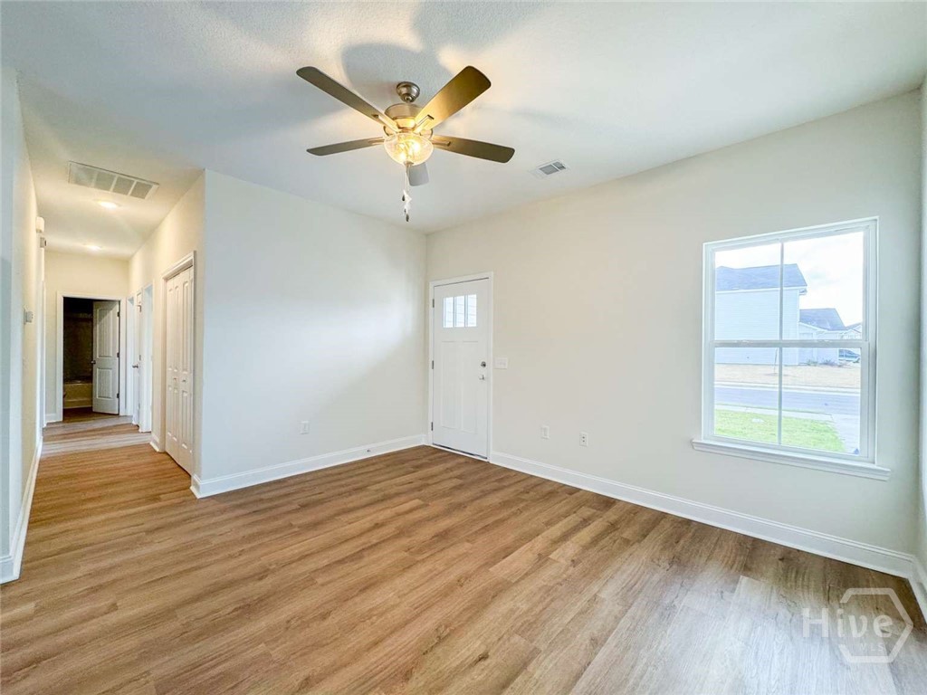 64 Boundary Hall Way Hinesville, GA 31313 - Photo 8 of 17