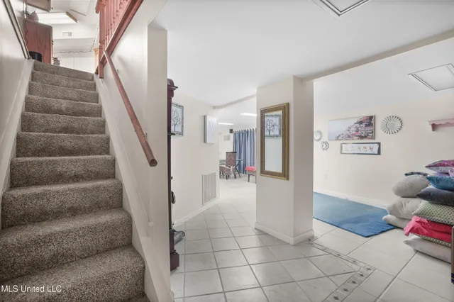 $370,000 | 6518 Mauna Loa Court, Diamondhead, MS 39525